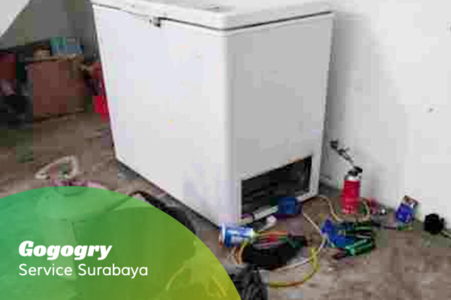 service freezer box surabaya (1)